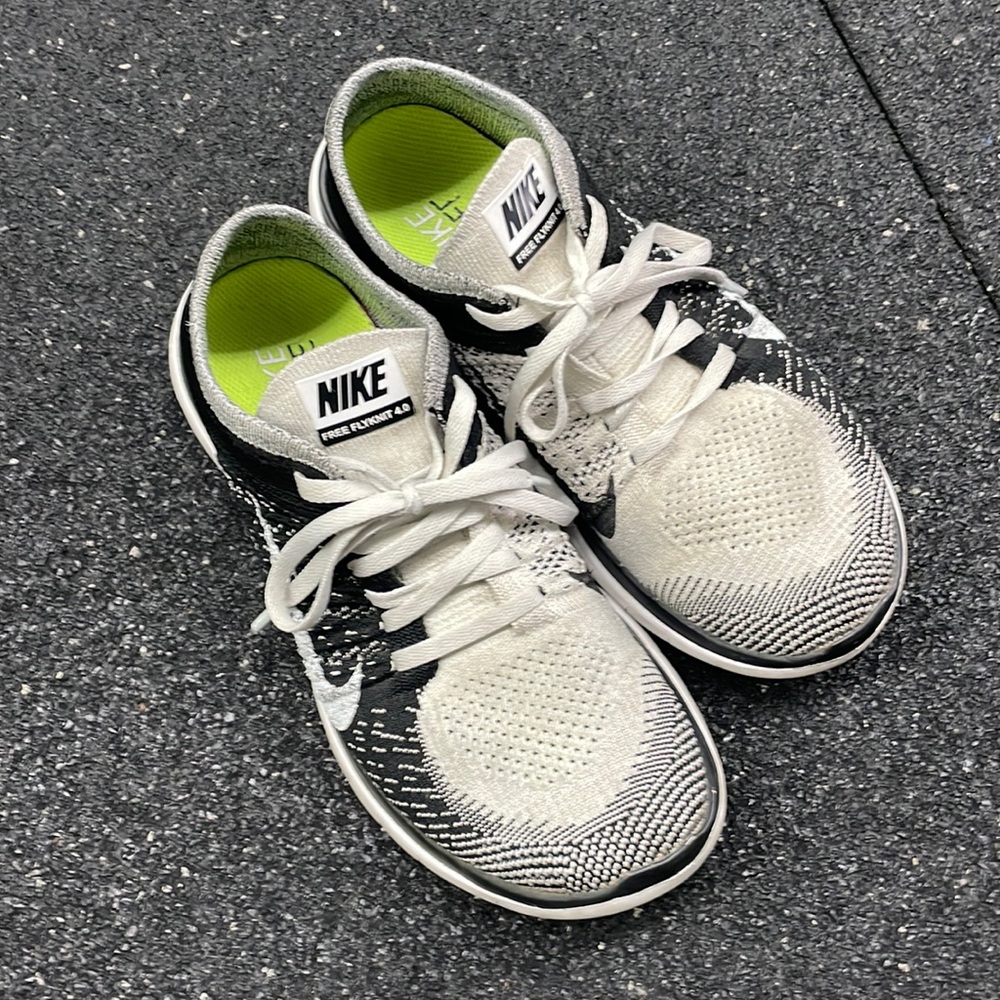 Nike free runs
